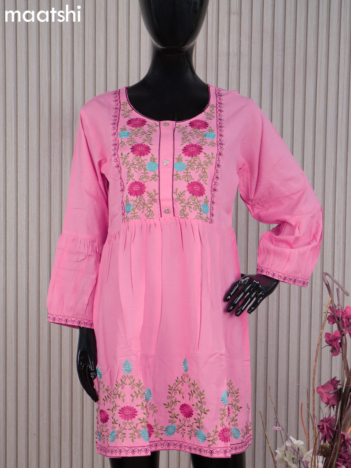 Cotton readymade umbrella short kurti light pink with plain body & embroidery work neck pattern without bottom