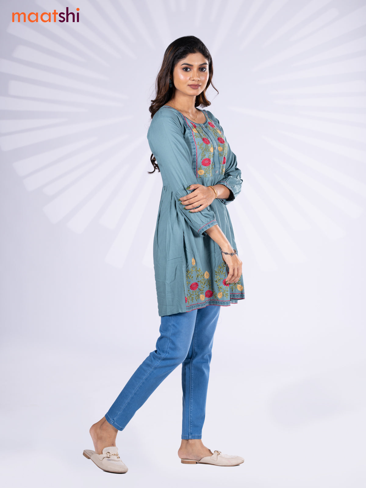 Cotton umbrella short kurti pastel shade with plain body & embroidery work neck pattern without bottom