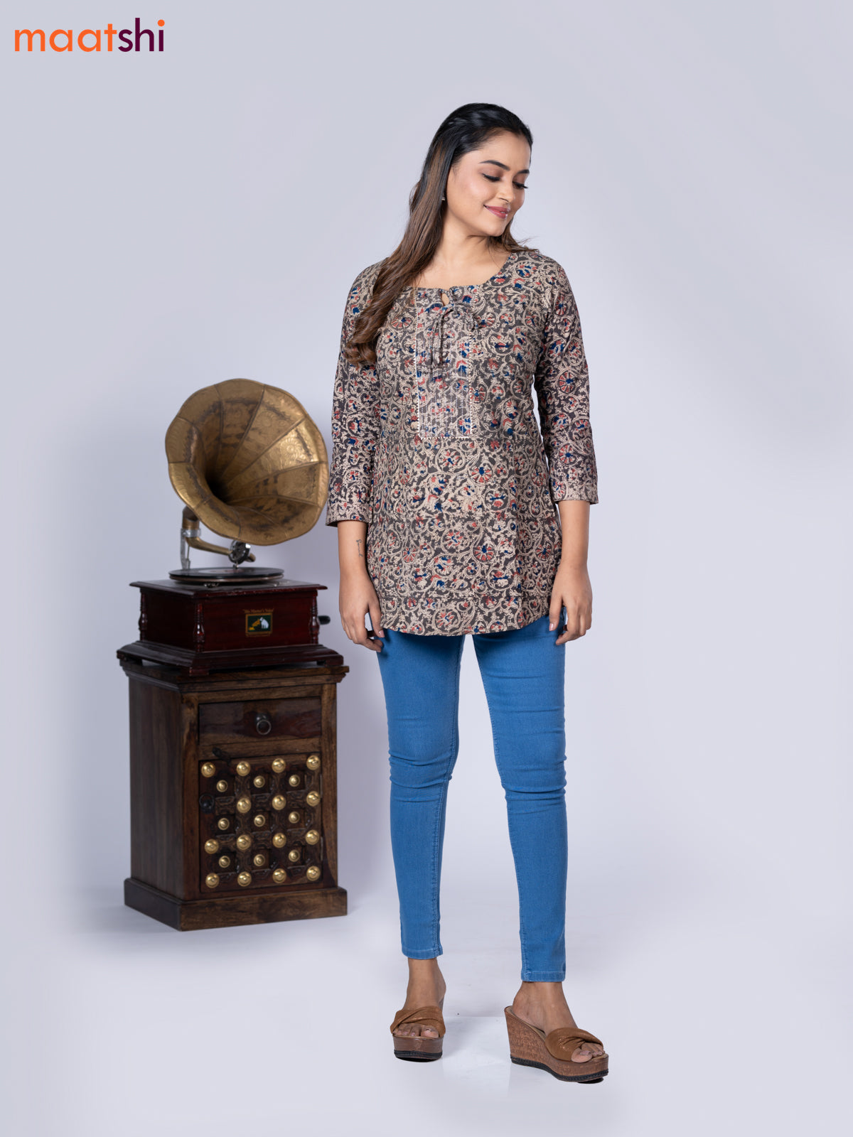 Kalamkari cotton short kurti grey and beige with allover prints & lace work neck pattern without pant