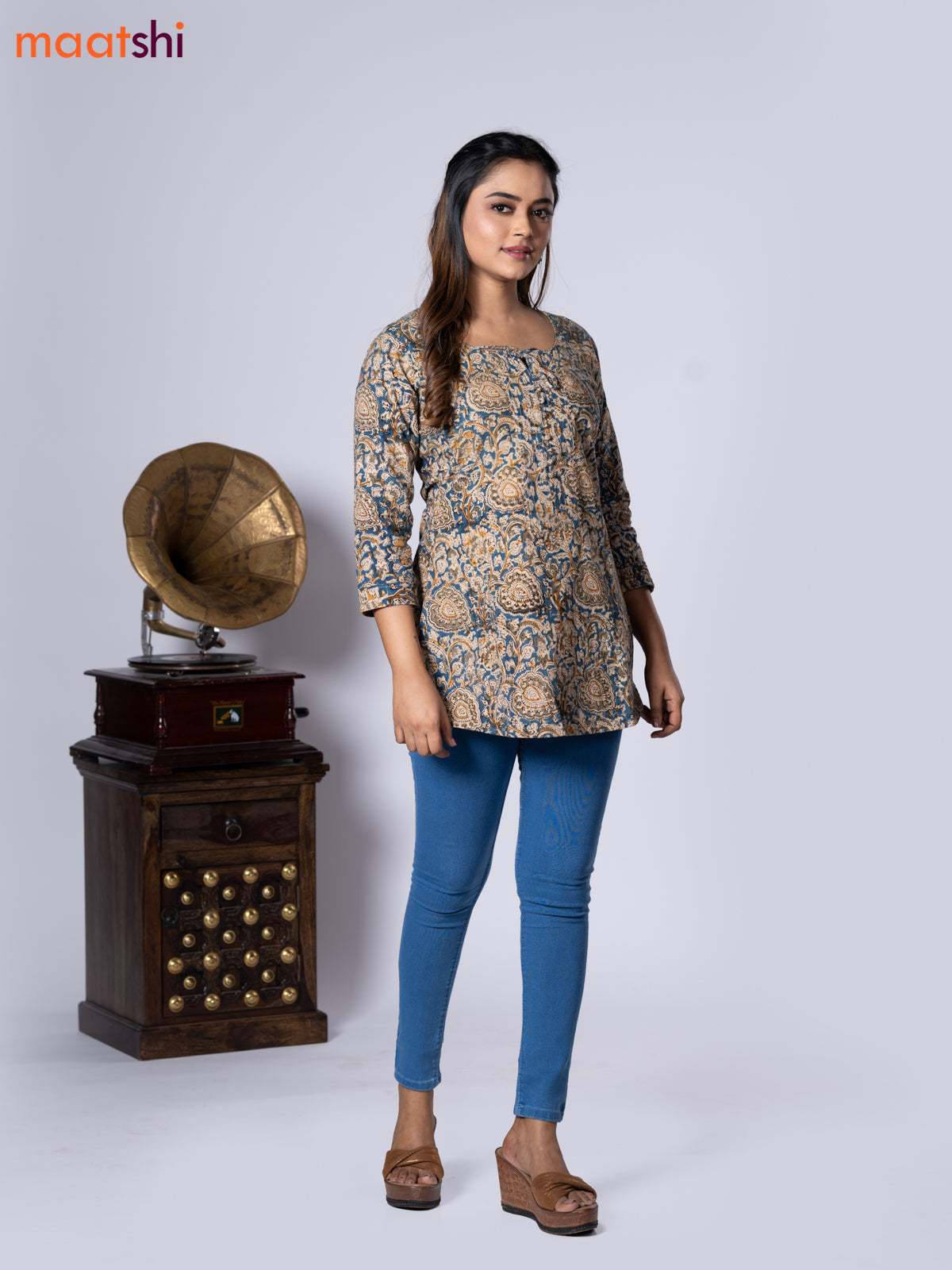 Kalamkari cotton short kurti blue and beige with allover prints & lace work neck pattern without pant