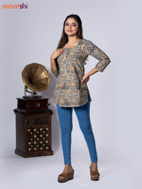 Kalamkari cotton short kurti blue and beige with allover prints & lace work neck pattern without pant