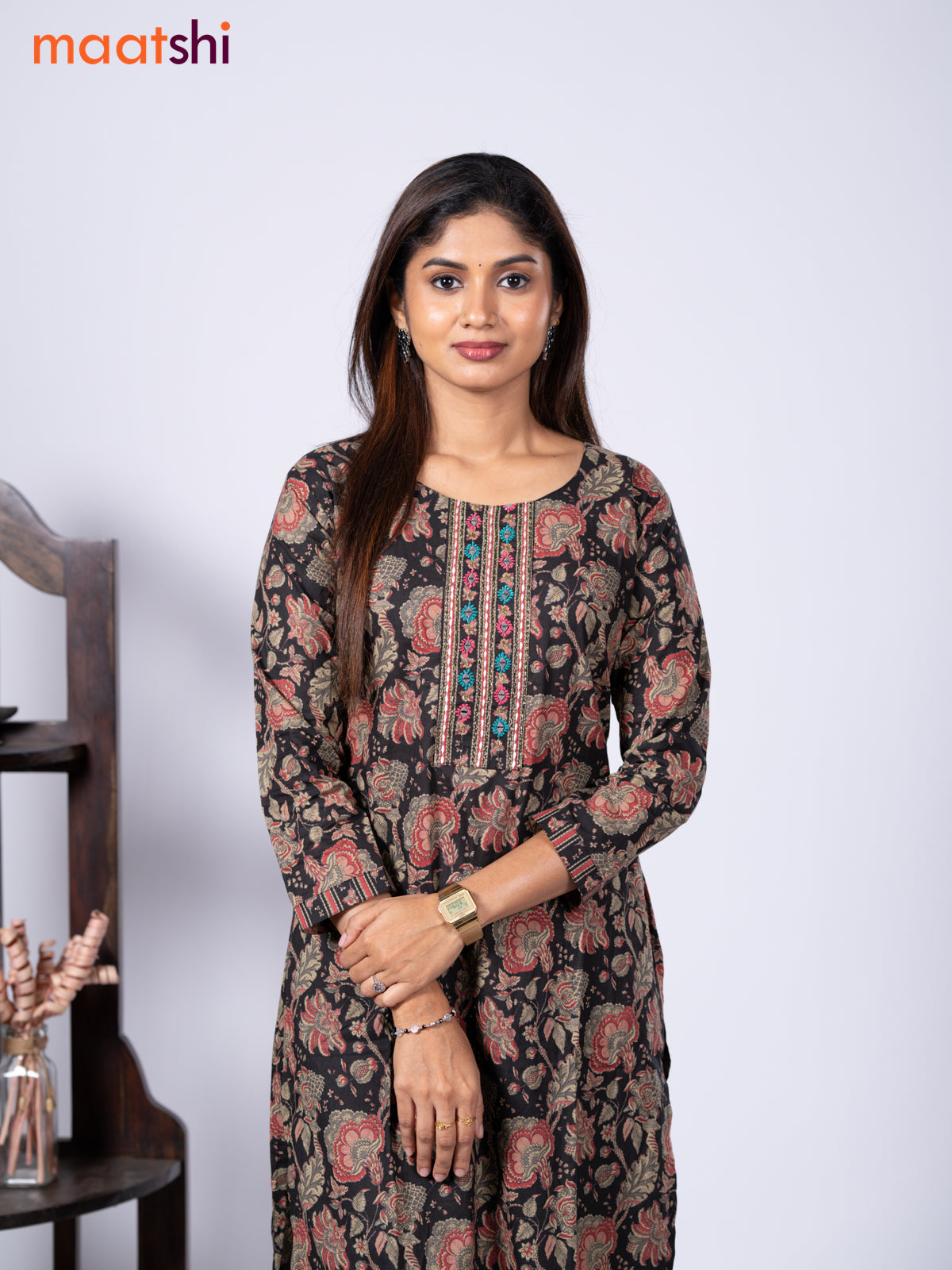 Cotton readymade kurti set black with allover kalamkari prints & embroidery mirror work neck pattern and straight cut pant