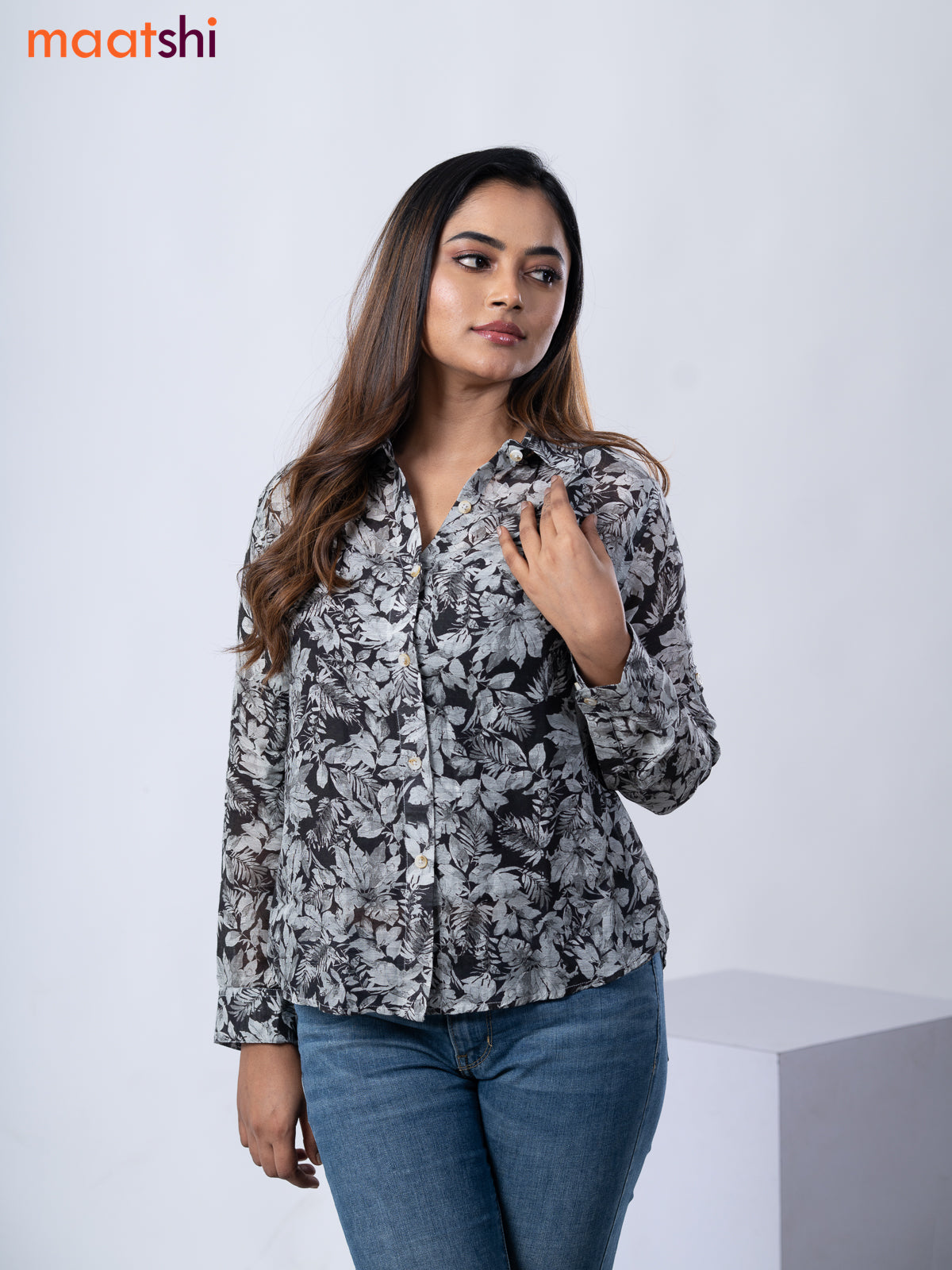 Women's shirt black and grey with allover floral prints and collar neck pattern