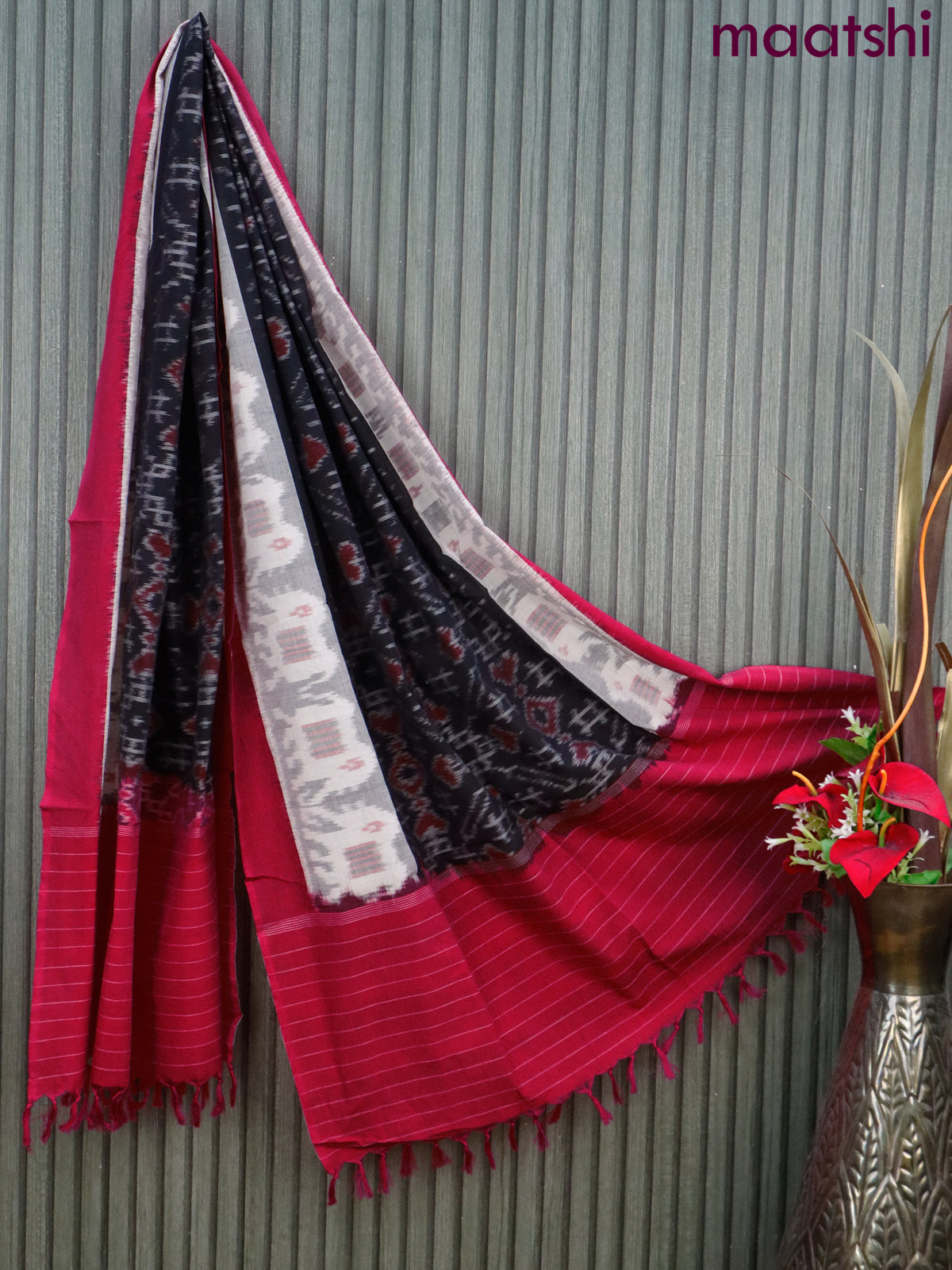 Ikat cotton dupatta black and off white & pink with allover ikat weaves