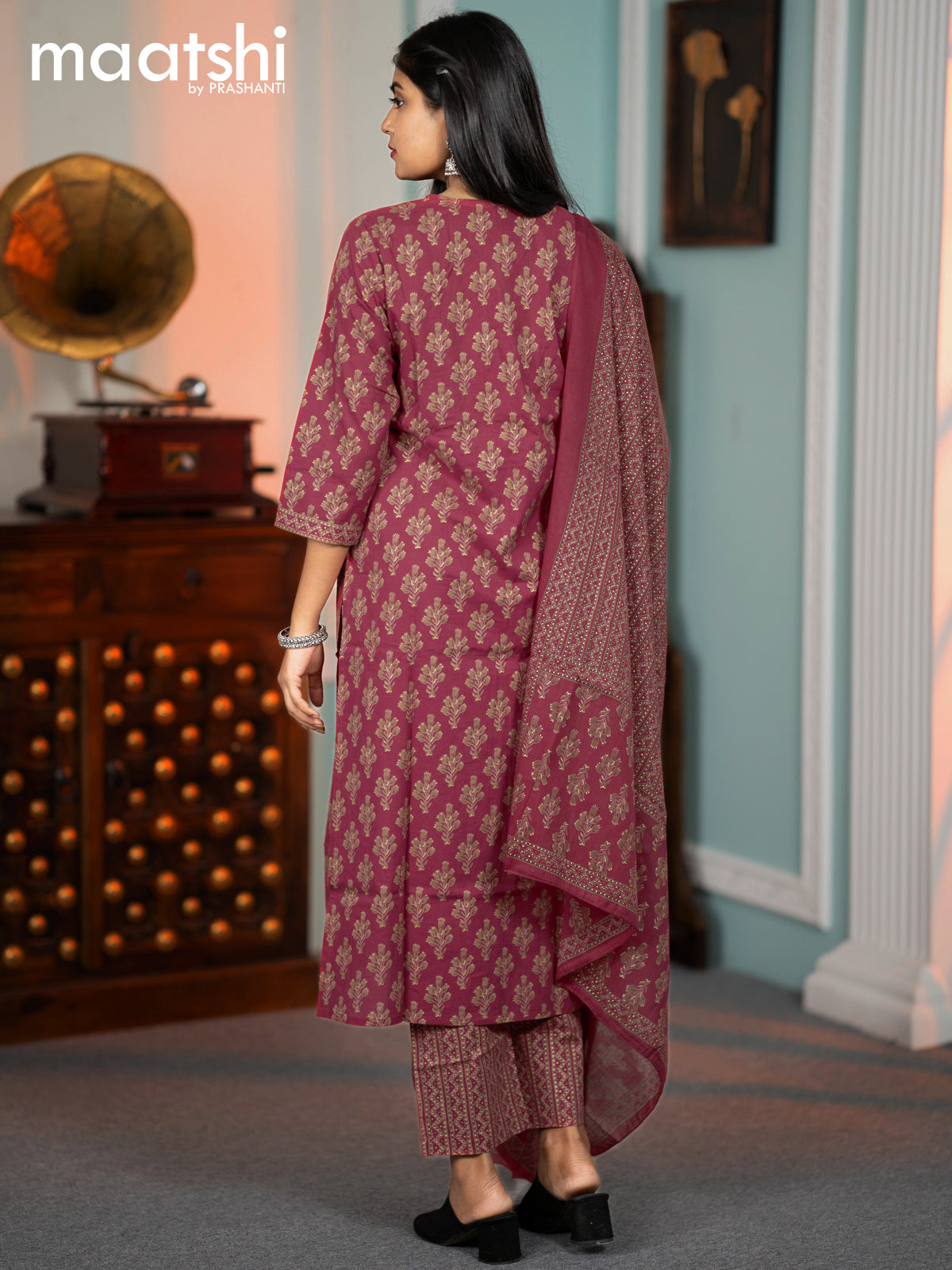 Cotton readymade kurti set pink with allover butta prints & embroidery neck pattern and straight cut pant & printed dupatta