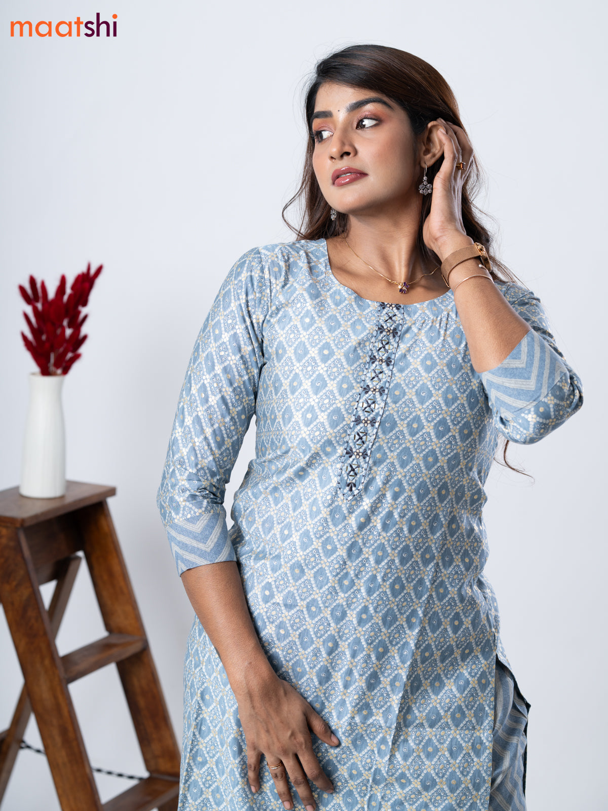 Muslin kurti grey with bandhani prints & mirror work neck pattern and straight cut pant