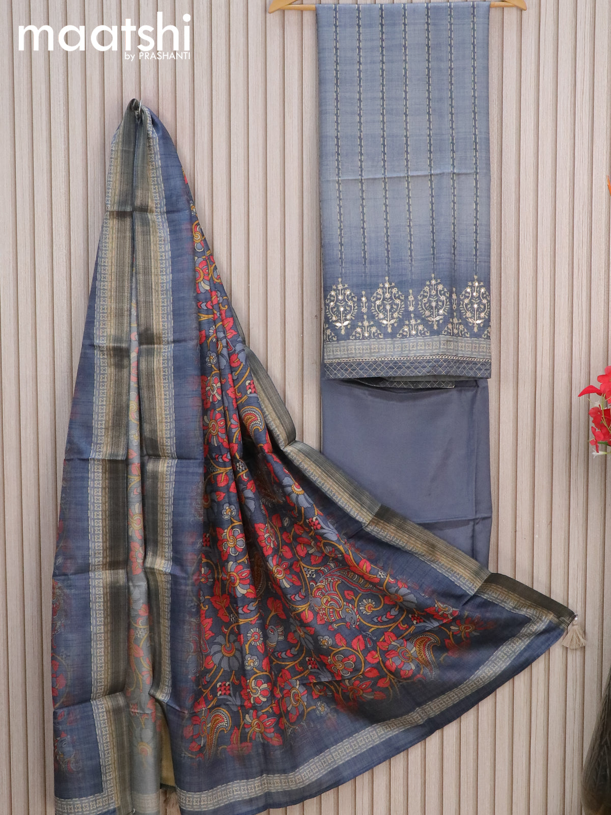Semi tussar dress material grey with prints & gottapatti lace work and bottom & kalamkari printed dupatta