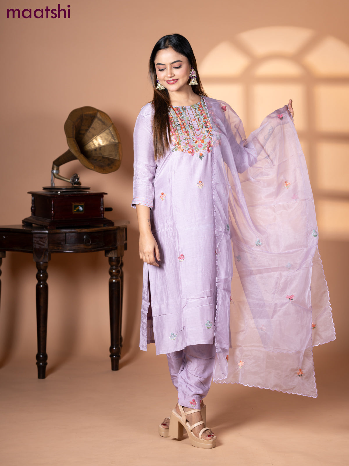 Muslin salwar suit mild purple with sequin & embroidery work neck pattern and straight cut pant & organza dupatta