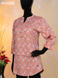 Rayon readymade short kurti peach and off white with allover floral butta prints & simple neck pattern without pant