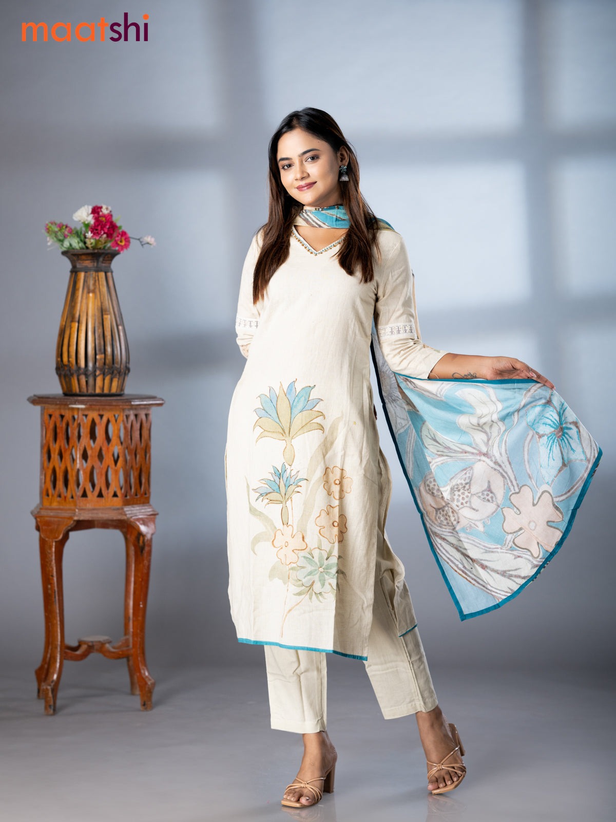 Placement prints readymade salwar suit cream and multi colour with floral prints & embroidery sequin work v neck pattern and straight cut pant & dupatta