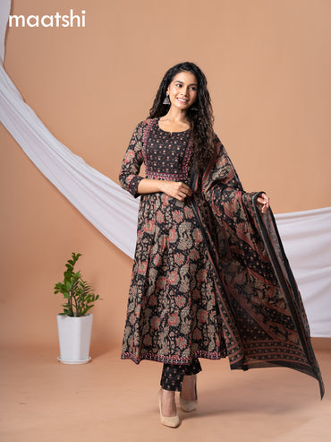 Cotton readymade anarkali salwar suit black and maroon with allover floral prints & embroidery mirror work neck pattern and straight cut pant & dupatta