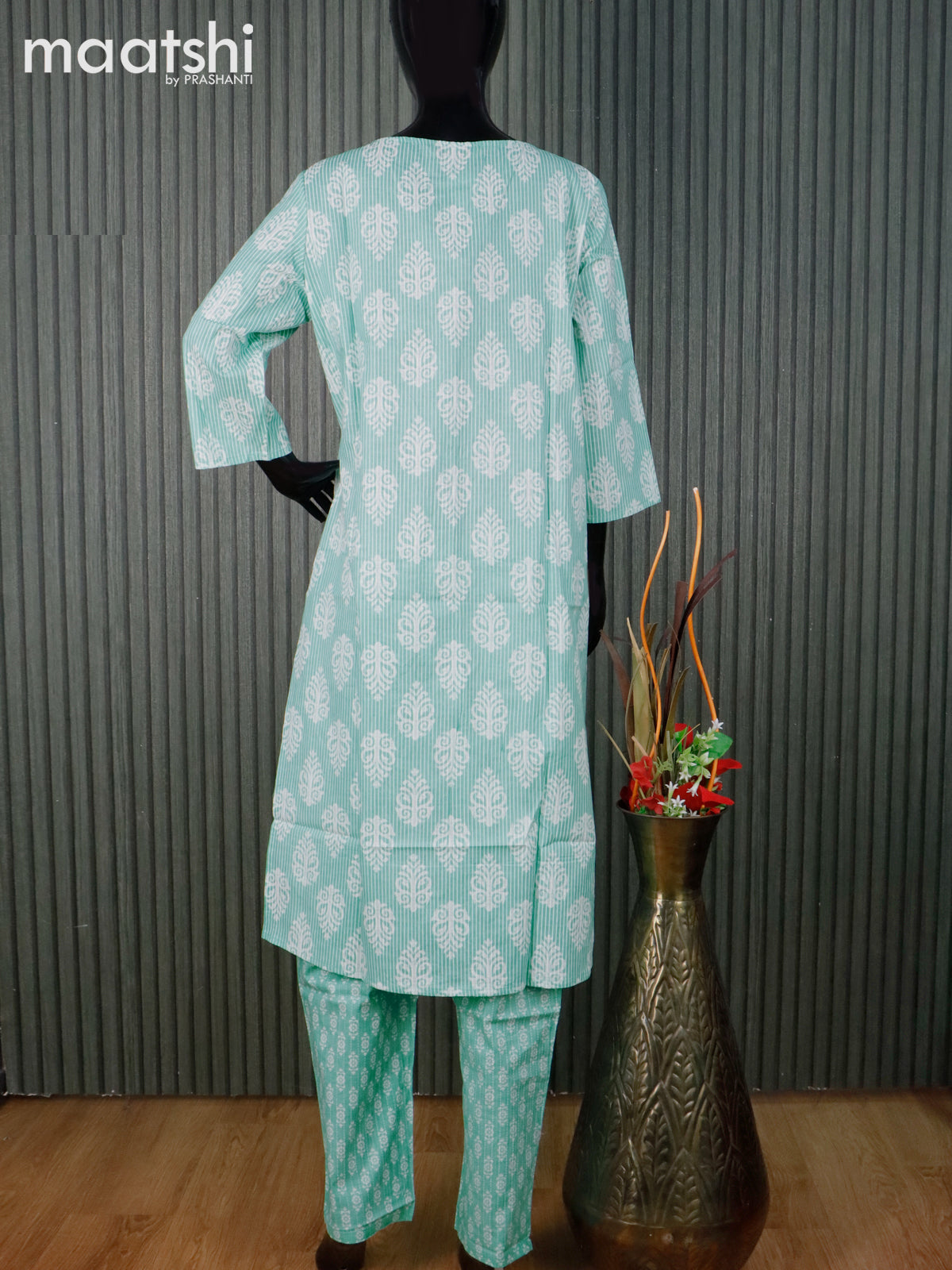 Cotton readymade kurti set pastel green and off white with allover butta prints and straight cut pant