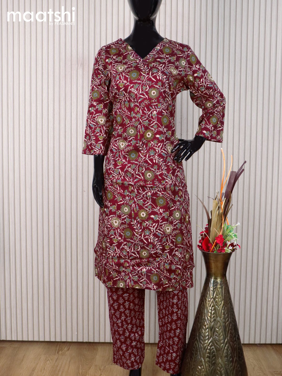 Cotton readymade kurti set maroon with allover floral prints & v neck pattern and straight cut pant