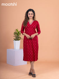 Cotton readymade kurti maroon with allover thread butta & embroidery work v neck pattern without pant