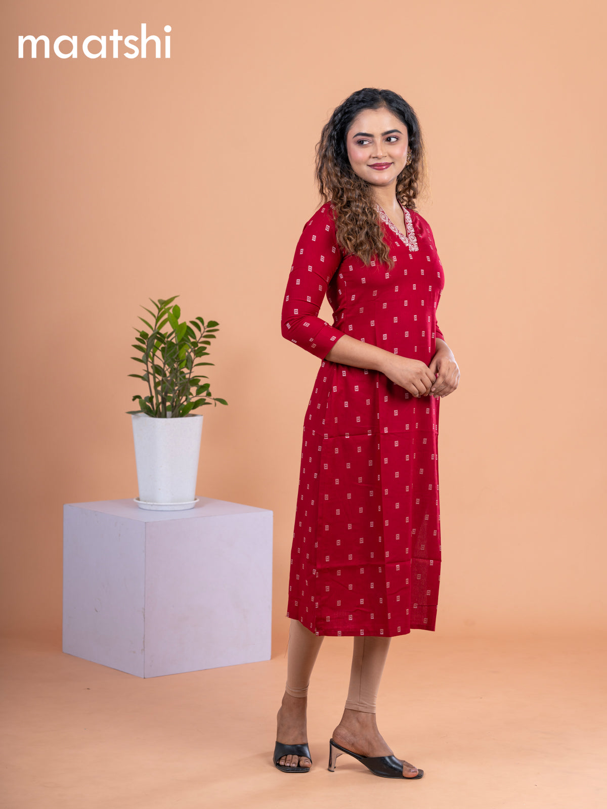 Cotton readymade kurti maroon with allover thread butta & embroidery work v neck pattern without pant