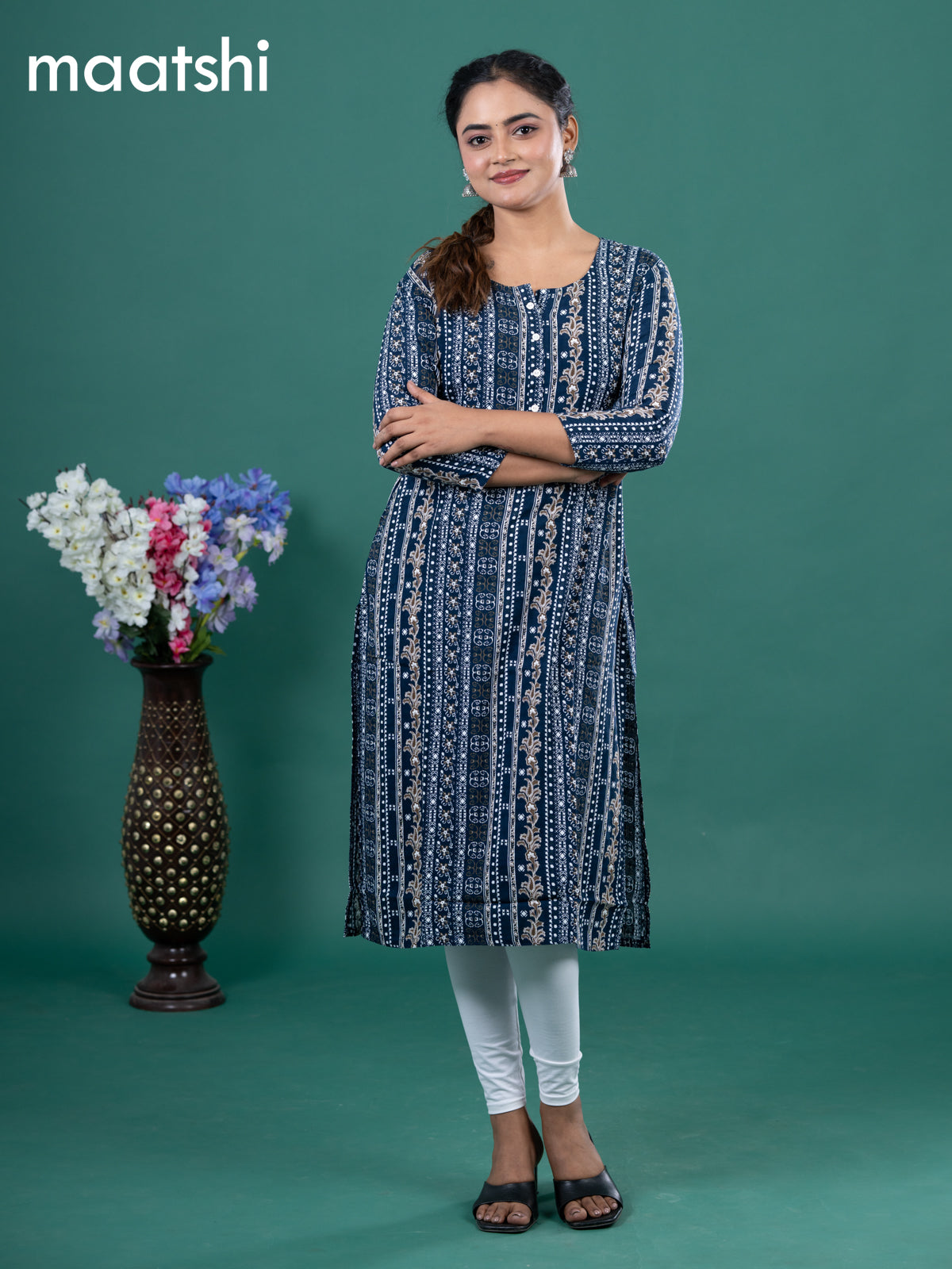 Cotton readymade kurti navy blue and off white with allover prints & simple neck pattern without pant