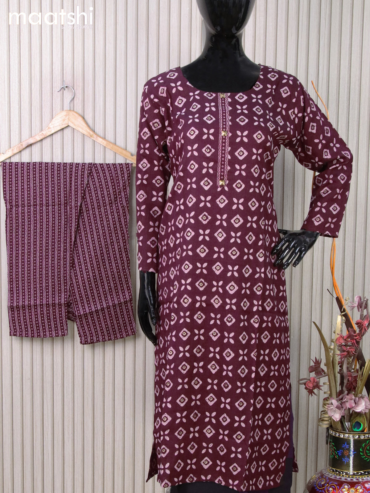 Rayon readymade kurti set wine shade with batik butta prints and straight cut pant