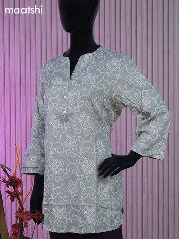 Soft cotton readymade short kurti pastel shade with allover bandhani prints & collar neck pattern without bottom