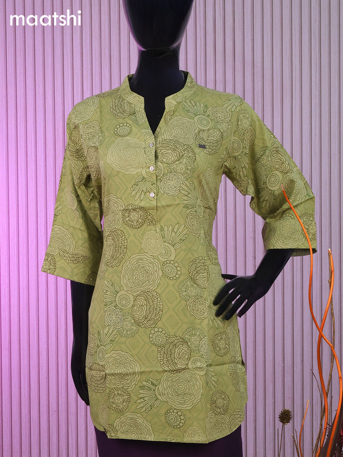 Soft cotton readymade short kurti pastel green with allover prints & collar neck pattern without bottom