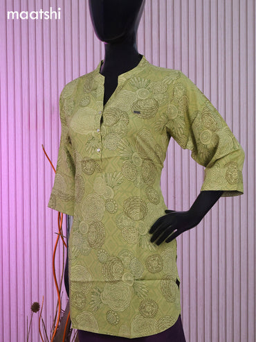 Soft cotton readymade short kurti pastel green with allover prints & collar neck pattern without bottom