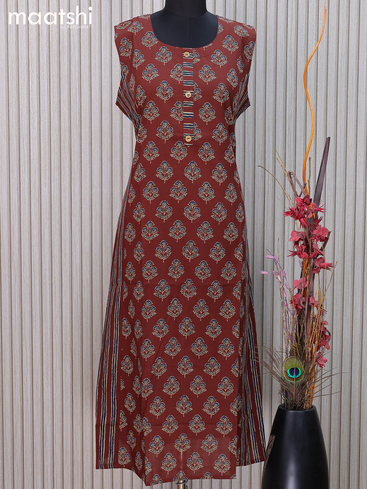 Cotton readymade kurti maroon and  with floral butta prints without pant