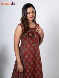 Cotton anarkali kurti maroon and with floral butta prints without pant