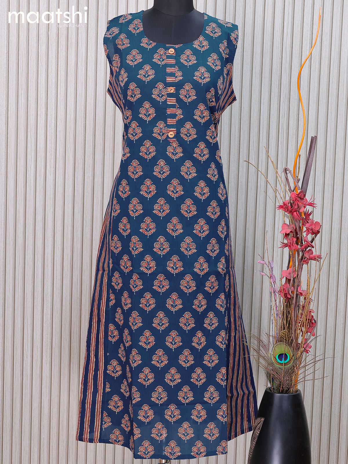 Cotton readymade kurti blue and  with floral butta prints without pant