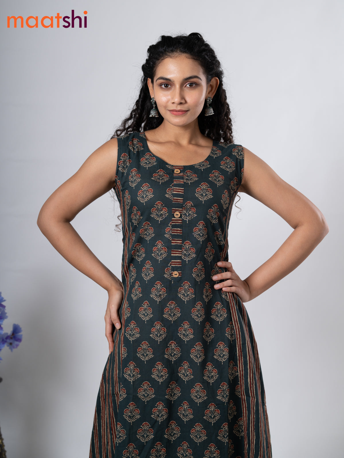 Cotton anarkali kurti dark green and with floral butta prints without pant