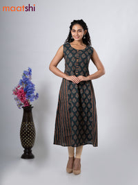 Cotton anarkali kurti dark green and with floral butta prints without pant