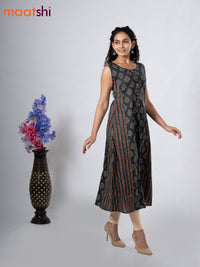 Cotton anarkali kurti dark green and with floral butta prints without pant