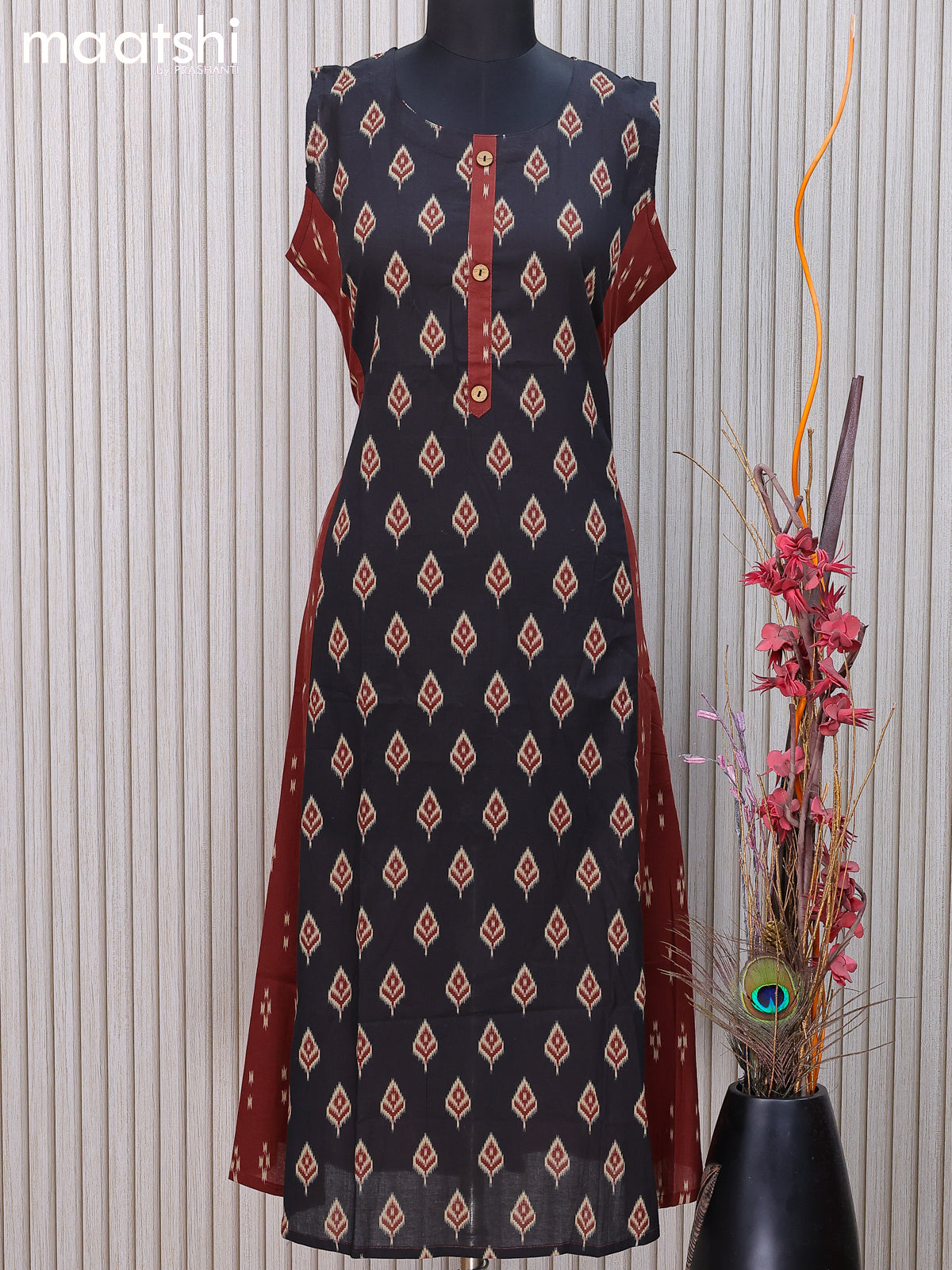 Cotton readymade kurti black and  with ikat butta prints without pant