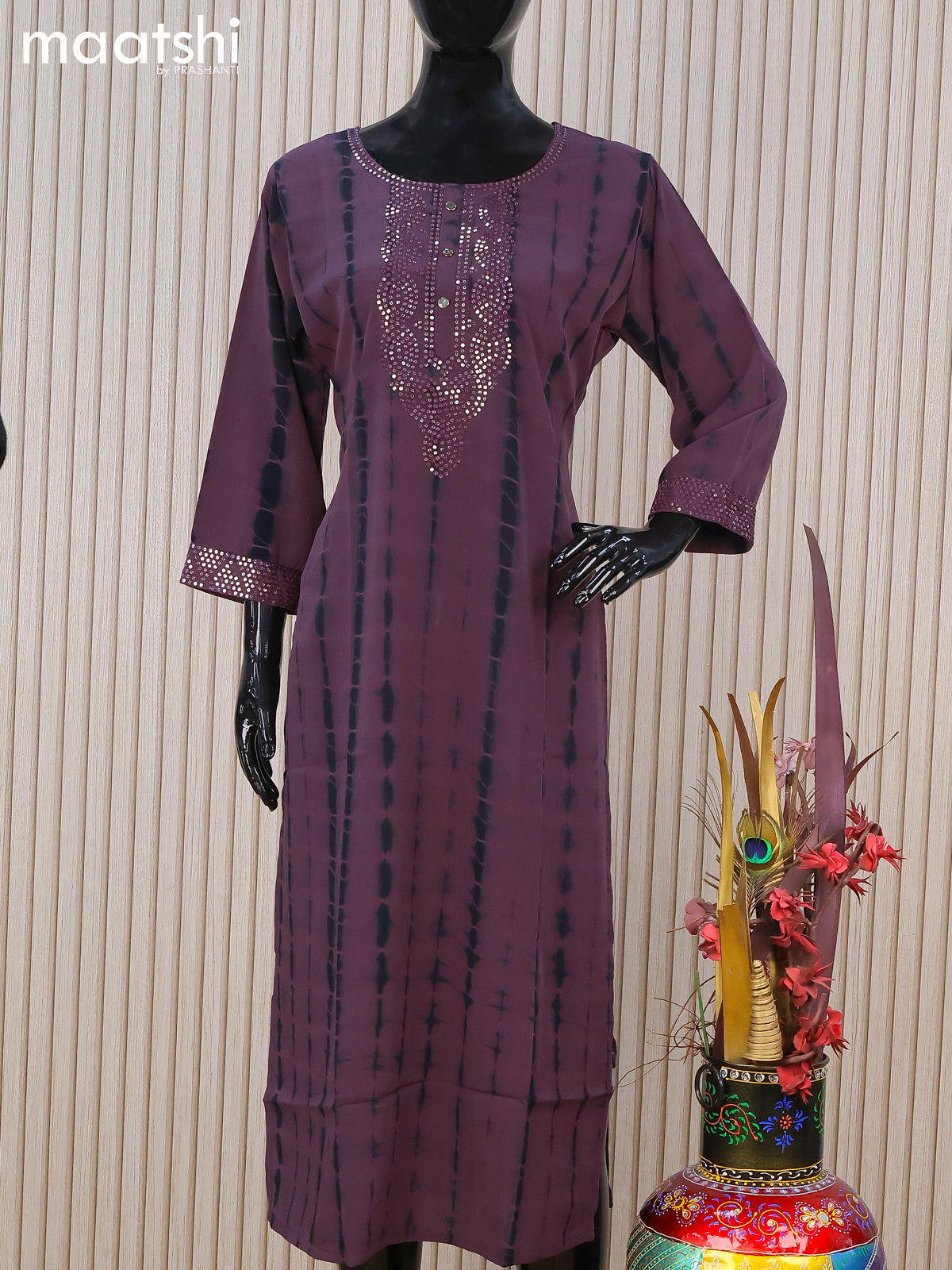 Chiffon readymade kurti wine shade with tie and dye prints & sequin work neck pattern and without pant