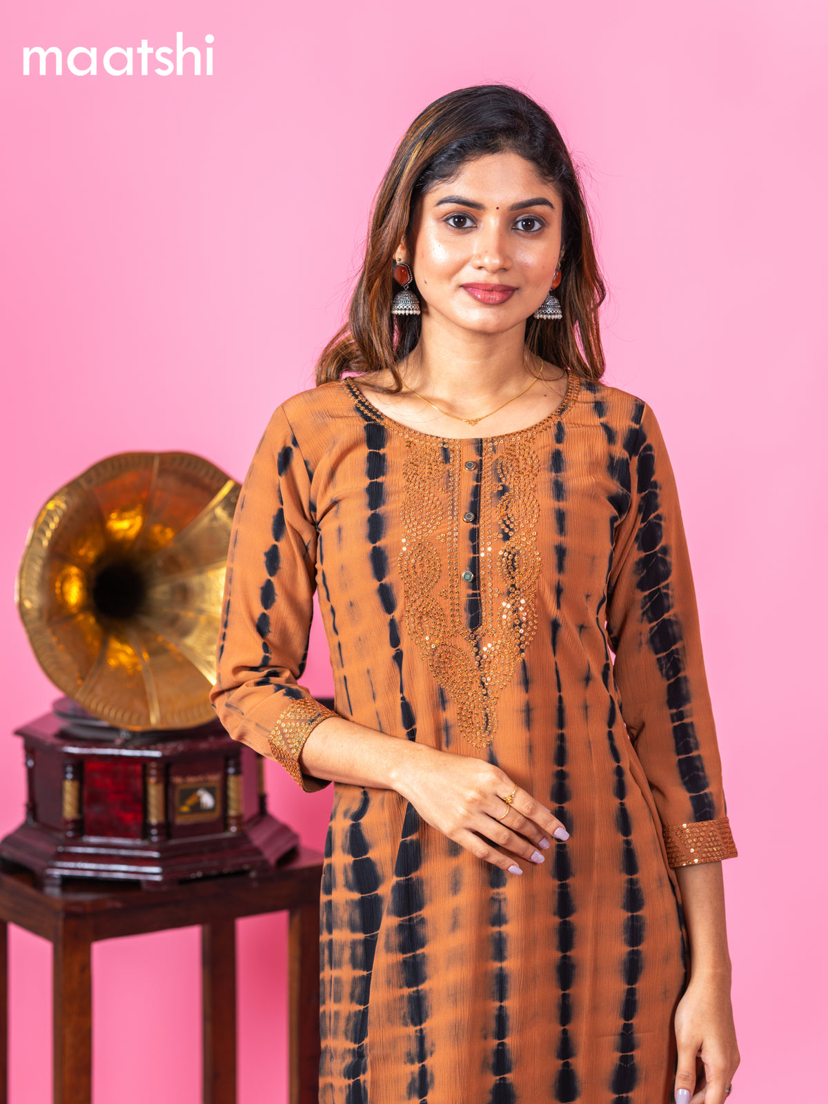 Chiffon kurti rust shade with tie and dye prints & sequin work neck pattern and without pant