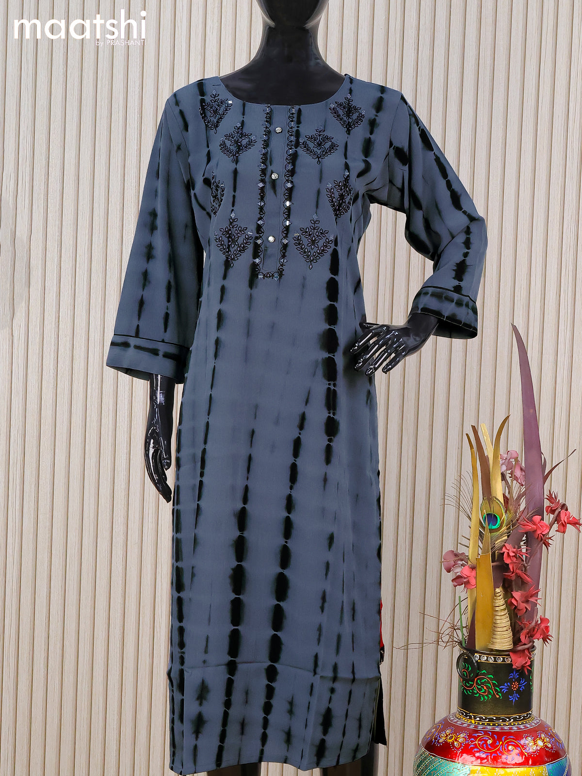 Chiffon readymade kurti grey with tie and dye prints & mirror embroidery work neck pattern and without pant