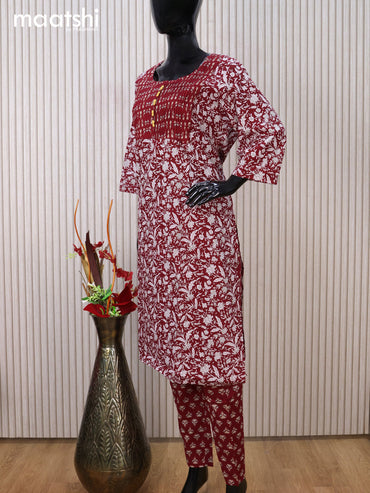 Cotton readymade kurti set maroon with allover floral prints & simple neck pattern and straight cut pant