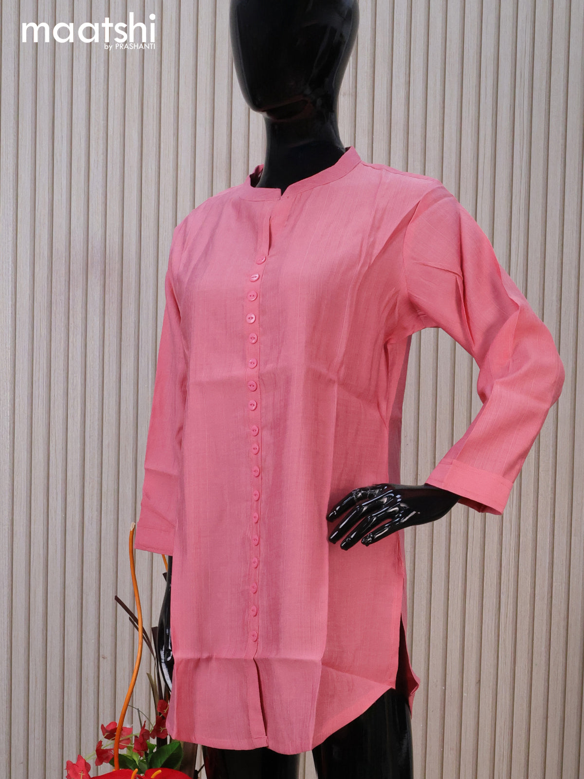 Rayon readymade short kurti peach pink with plain body & simple neck pattern without pant