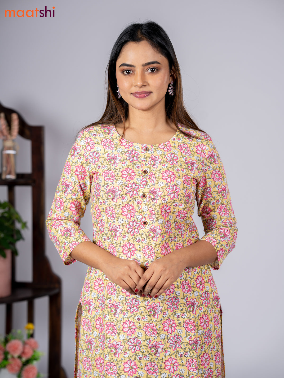 Cotton readymade kurti set pale yellow and pink with allover floral prints & simple neck pattern and straight cut pant