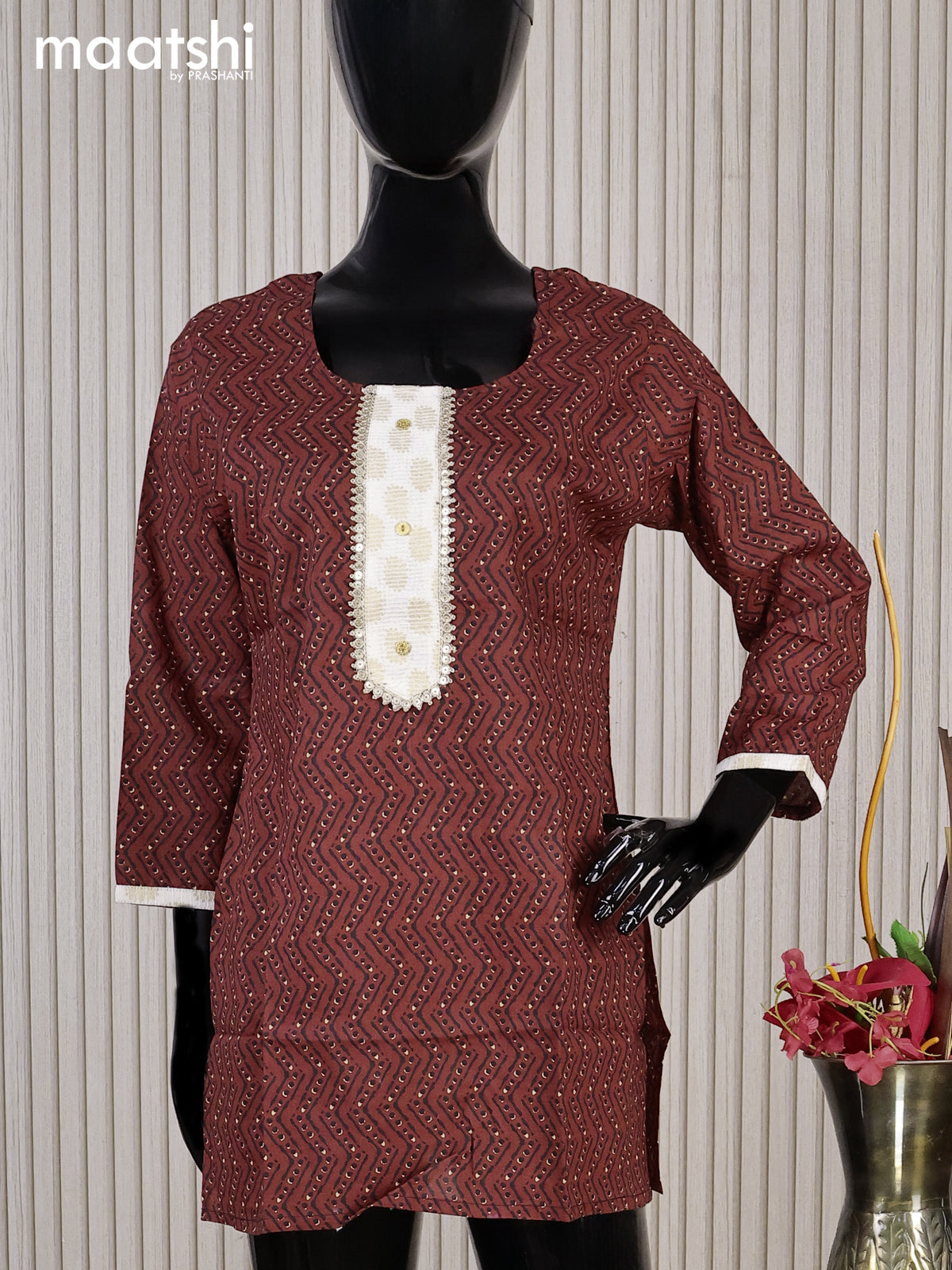 Cotton readymade short kurti maroon and black with allover prints & patch work neck pattern without pant