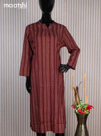 Cotton readymade kurti maroon with allover prints & simple neck pattern without pant