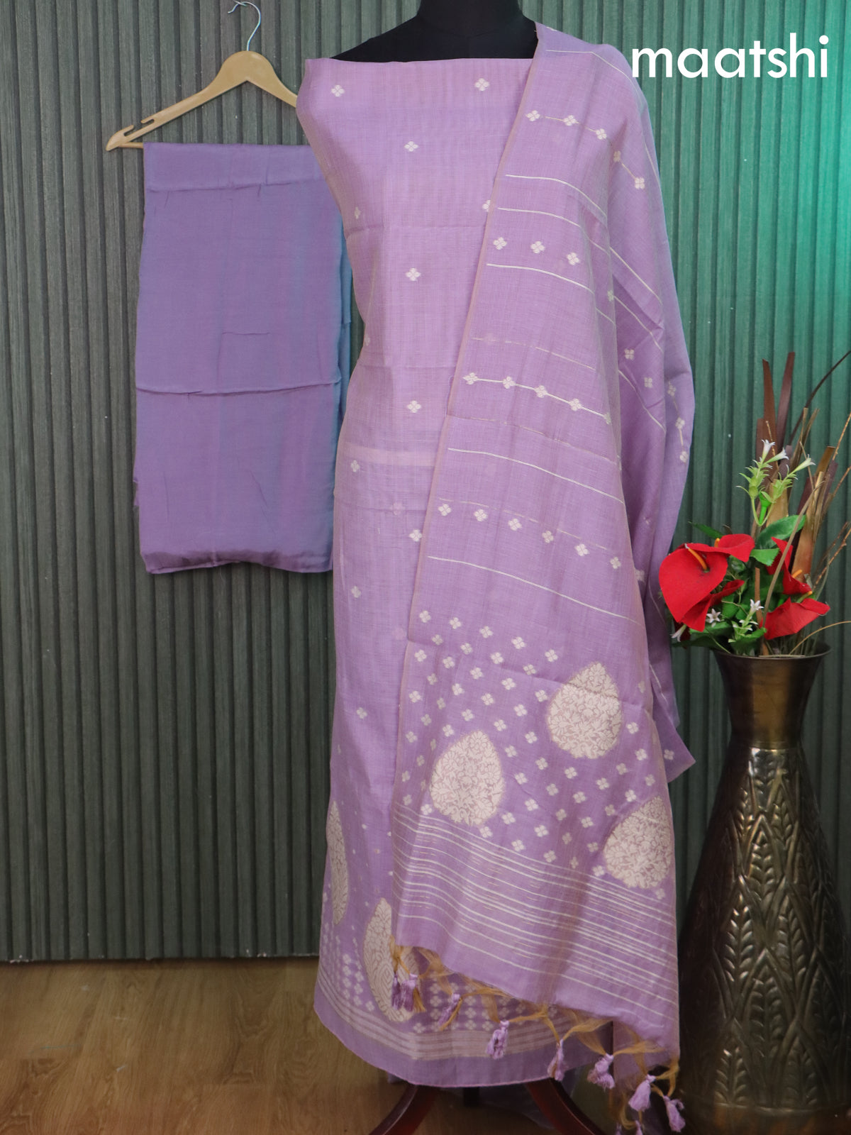 Munga cotton dress material lavender with thread & zari woven buttas and bottom & thread woven dupatta