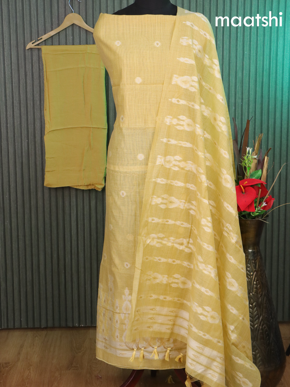 Munga cotton dress material pale yellow with thread & zari woven buttas and bottom & thread woven dupatta