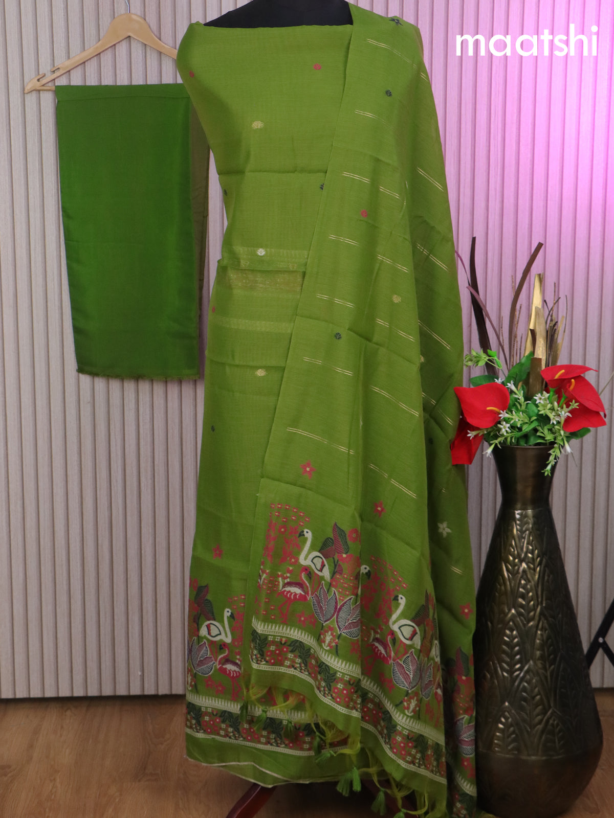 Munga cotton dress material green with thread & zari woven buttas and bottom & thread woven dupatta