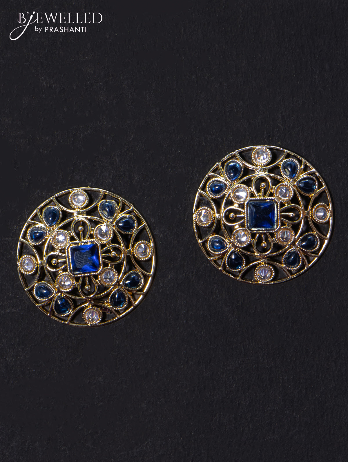 Light weight floral design earrings with cz and sapphir stone