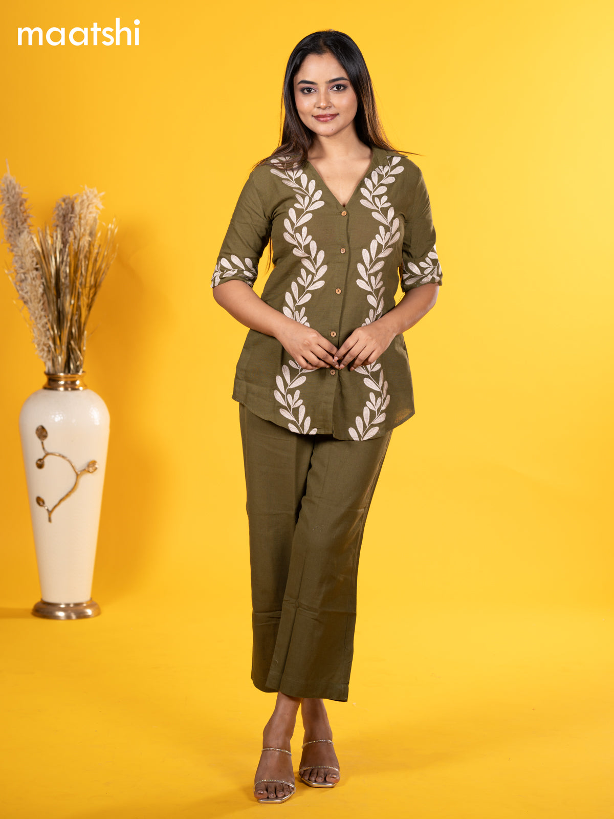 Cotton co-ord set sap green with embroidery work & collar neck pattern and straight cut pant