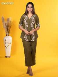 Cotton co-ord set sap green with embroidery work & collar neck pattern and straight cut pant