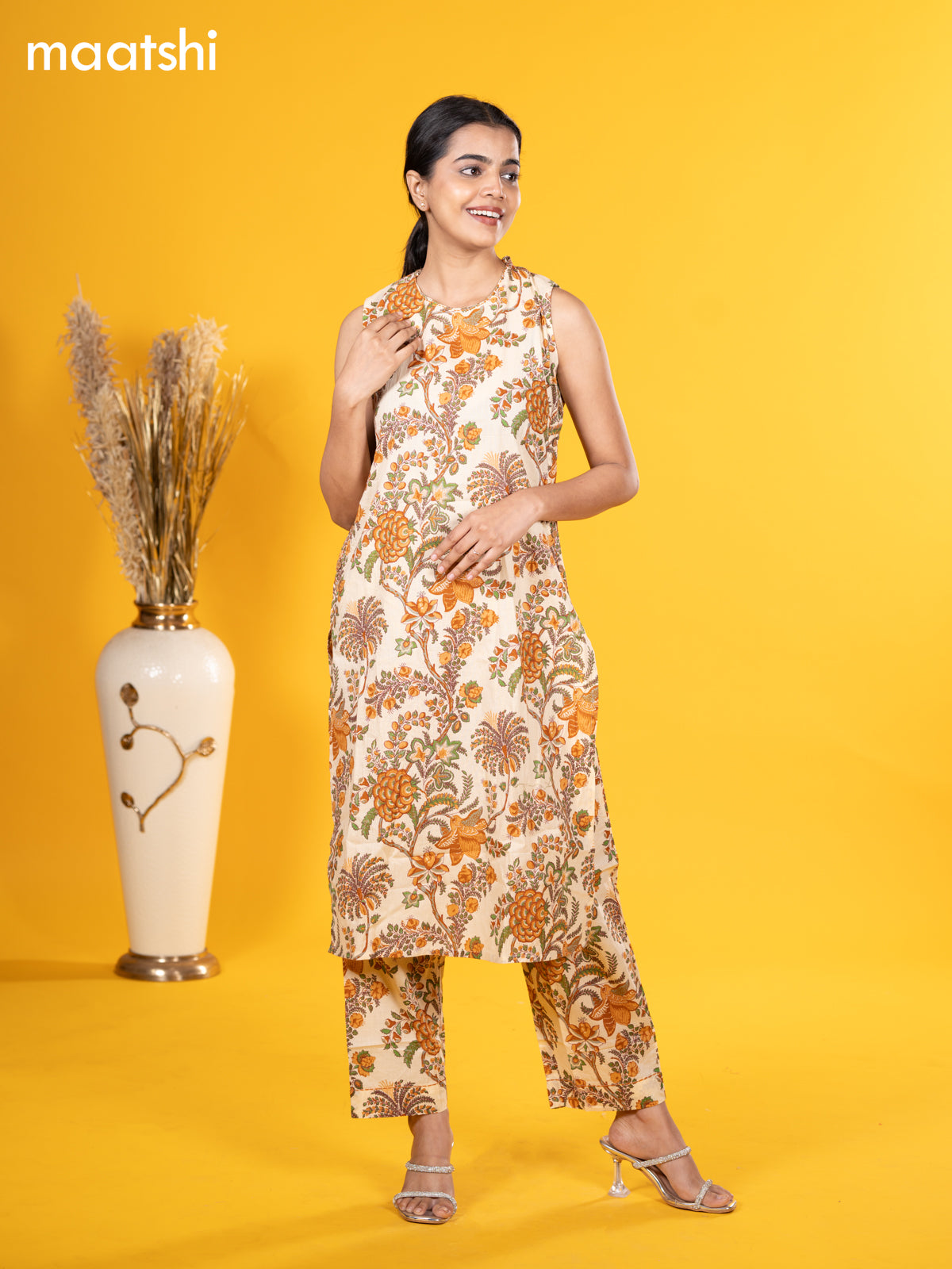 Cotton co-ord set cream and multi colour with allover kalamkari prints & sleeve attached and straight cut pant