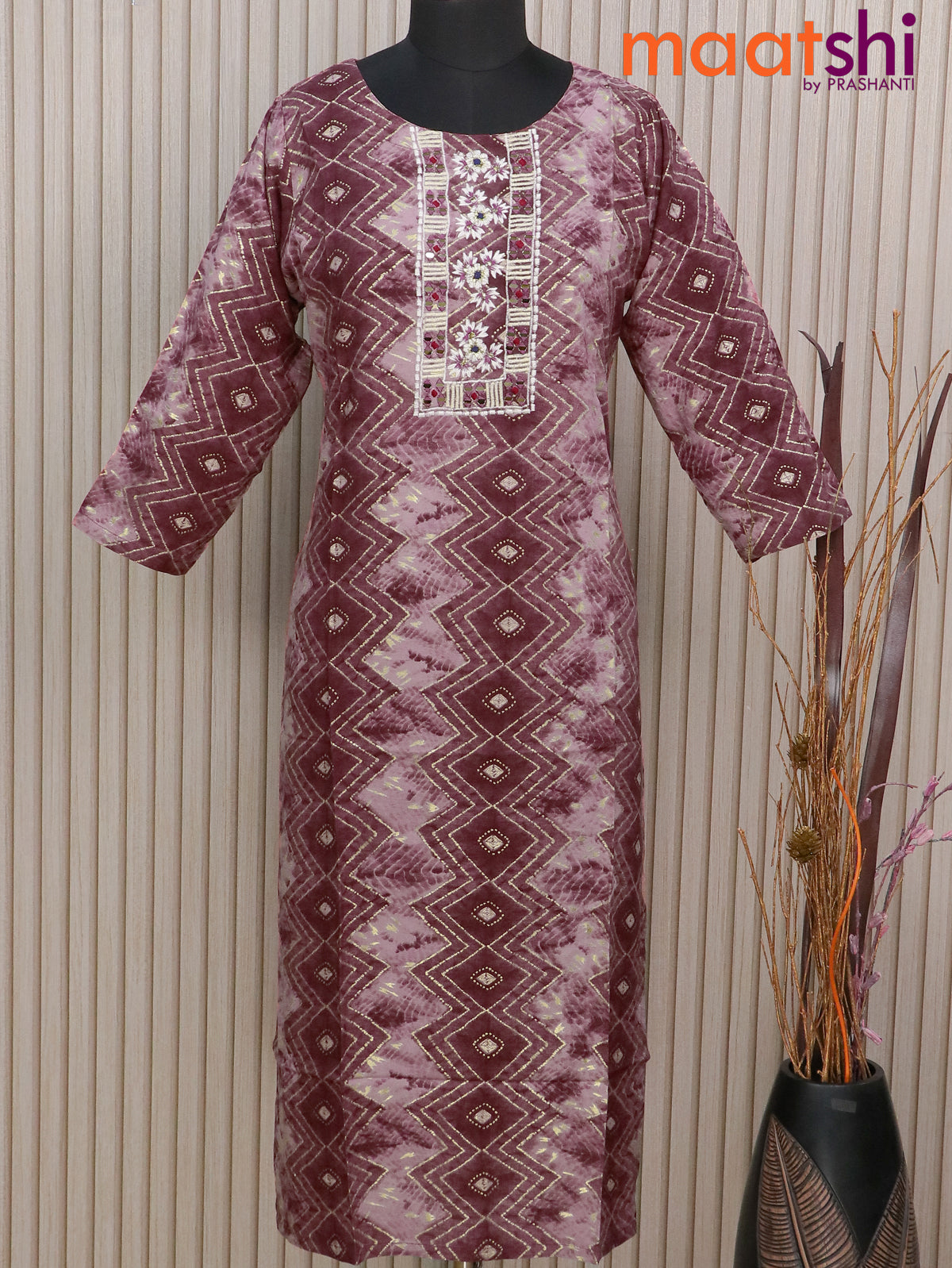 Soft cotton readymade kurti maroon and pastel pink with tie & dye prints embroidery work neck patternand without pant